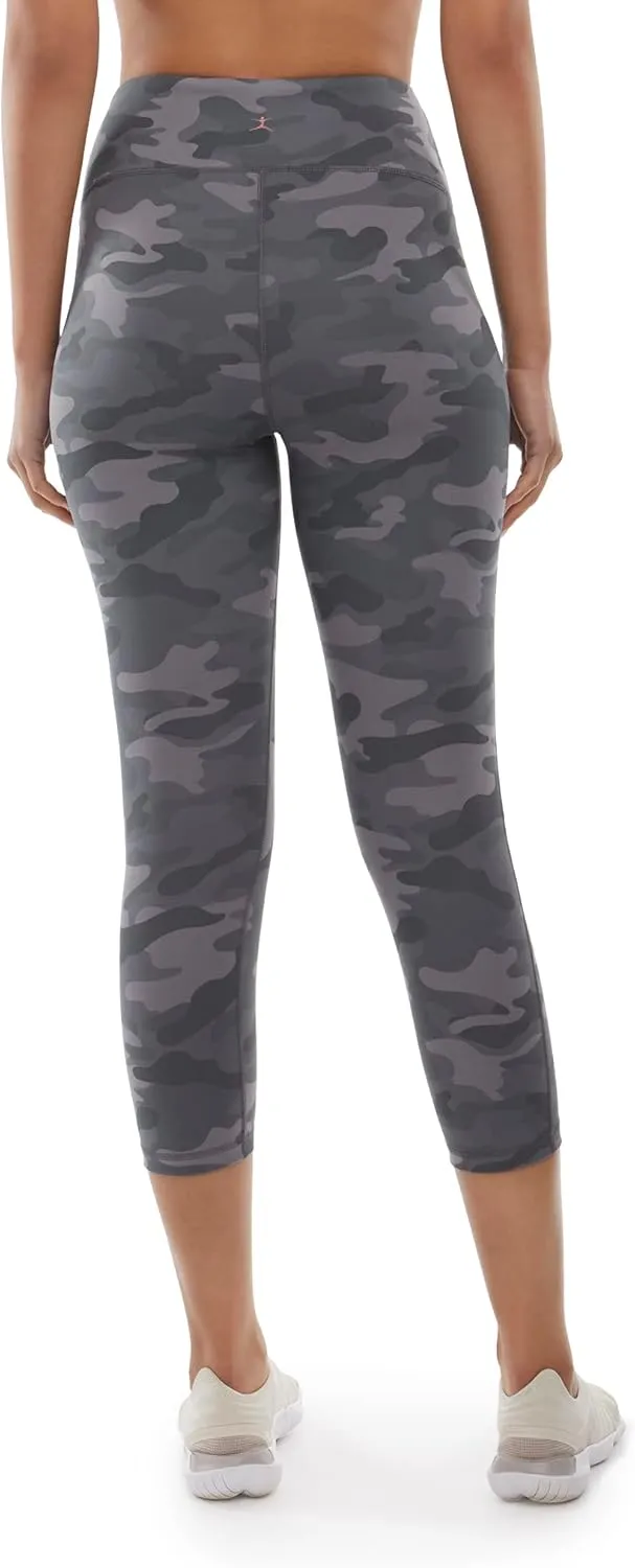 Danskin Women's All Over Printed Capri Legging