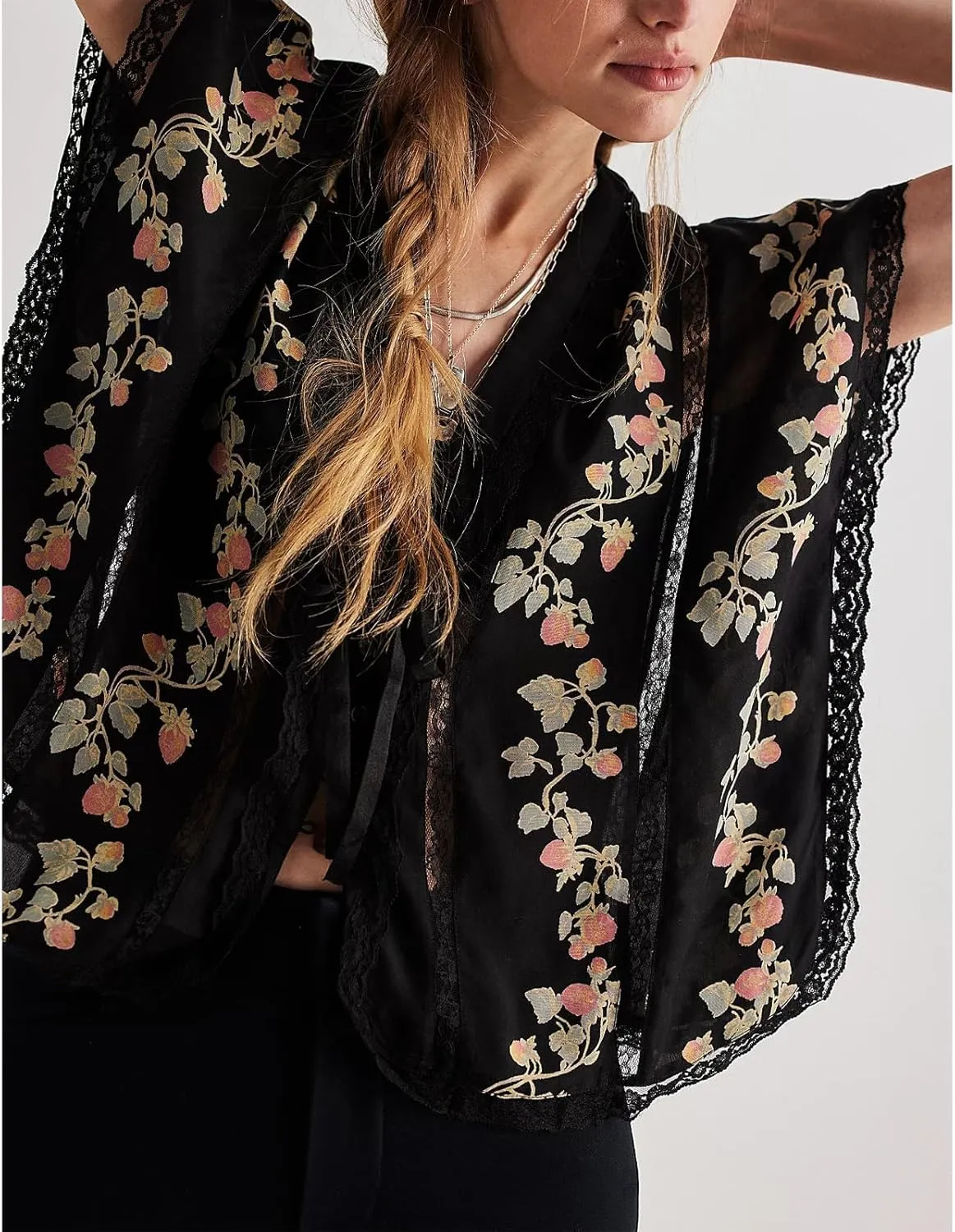 Women Lace Sheer Tank Tops Cropped Tie Strap Button Up Lace Trim Patchwork Cami Vest Cute Y2K Summer Trendy Going Out Top