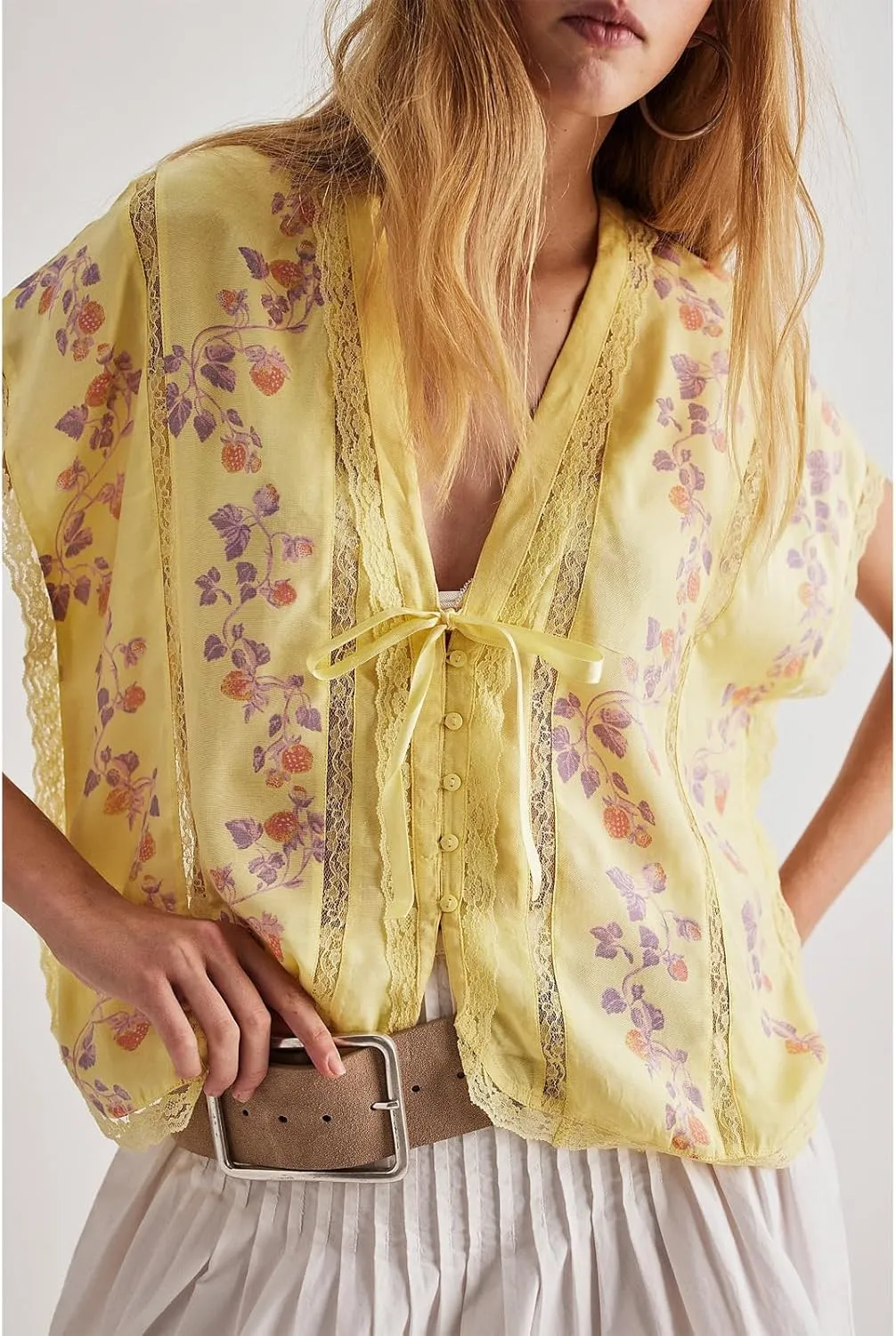 Women Lace Sheer Tank Tops Cropped Tie Strap Button Up Lace Trim Patchwork Cami Vest Cute Y2K Summer Trendy Going Out Top