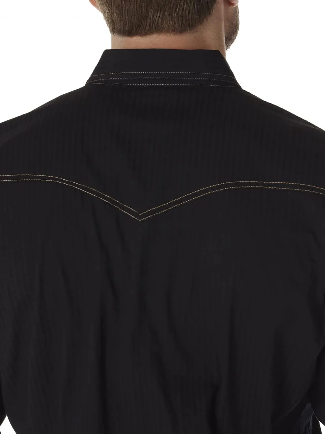 Wrangler Men's Retro Two Pocket Long Sleeve Snap Shirt