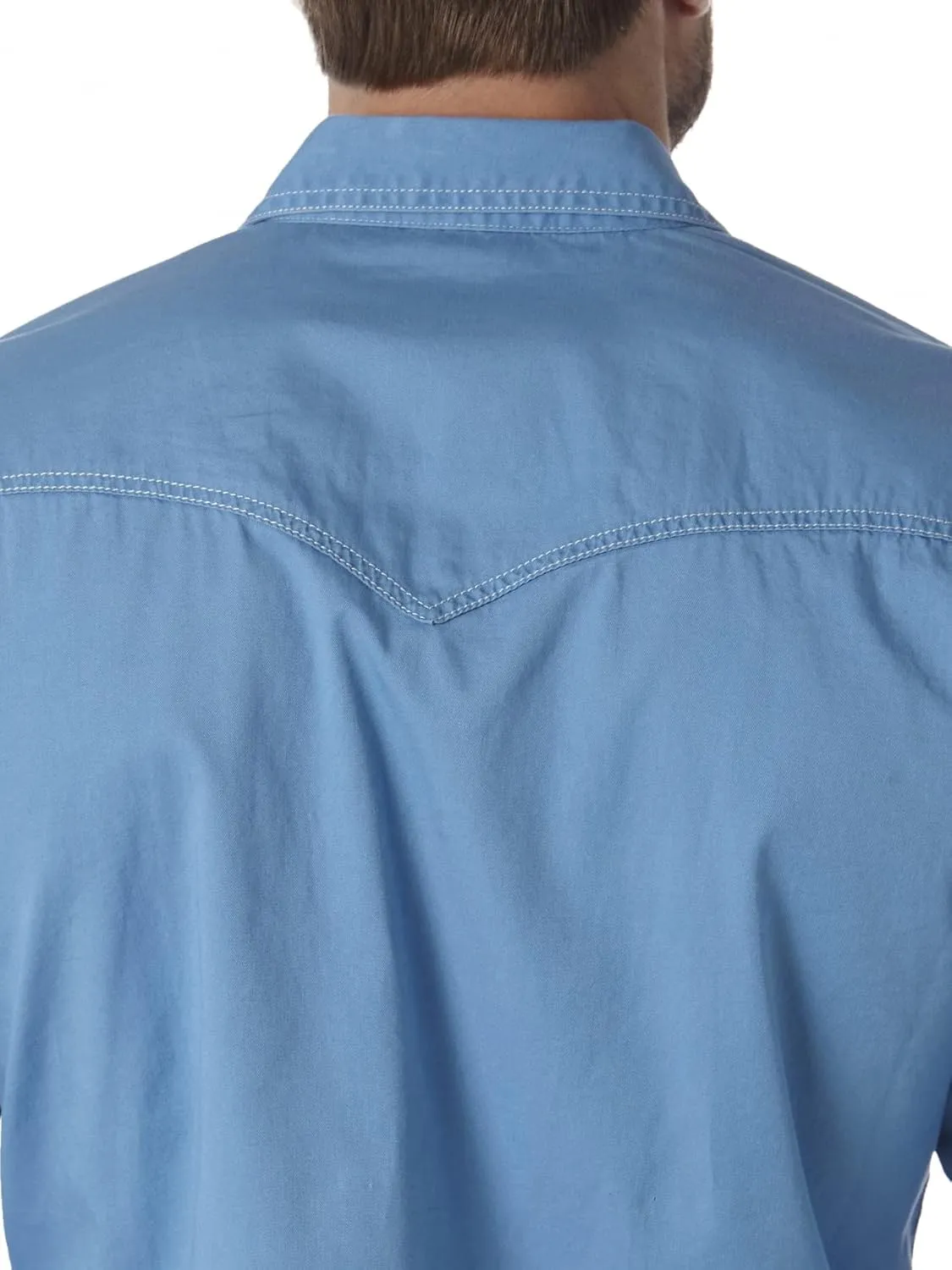 Wrangler Men's Retro Two Pocket Long Sleeve Snap Shirt