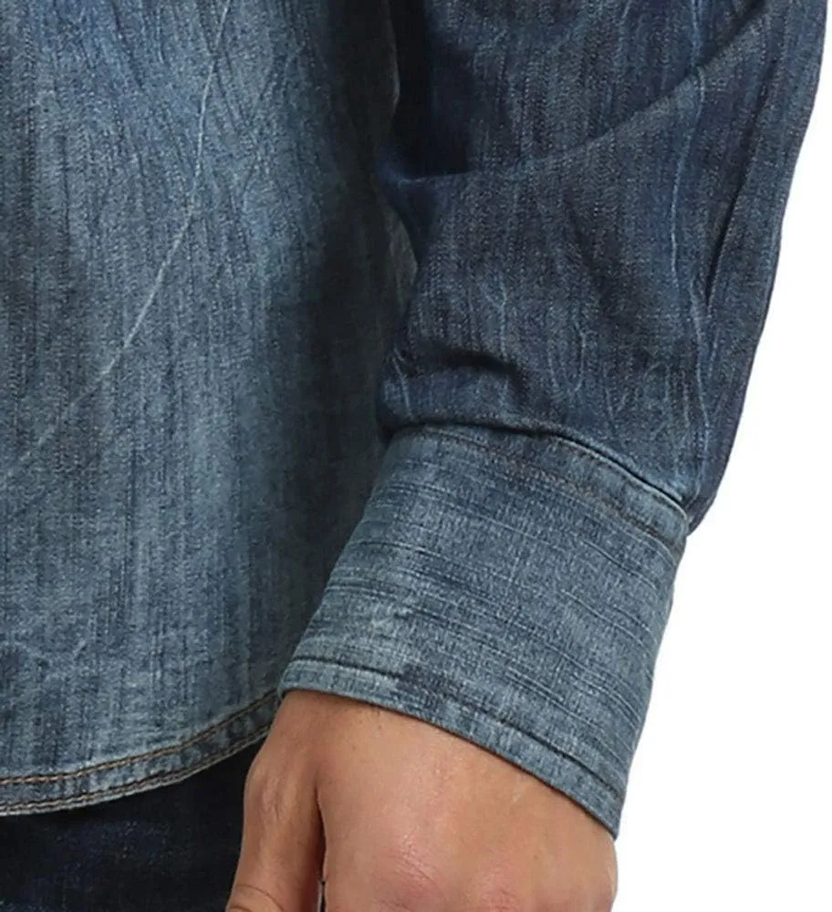Wrangler Men's Retro Two Pocket Long Sleeve Snap Shirt