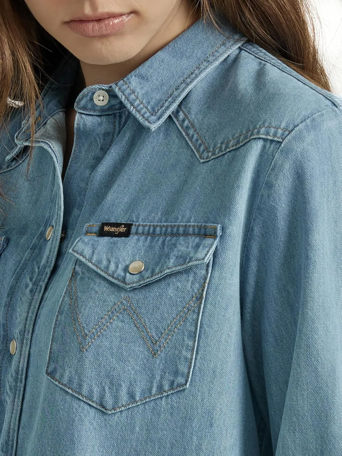 Wrangler Women's Boyfriend Denim Snap Closure Shirt